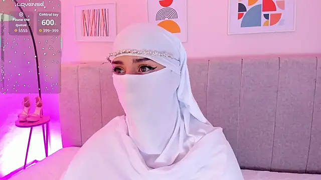 rawiya online show from November 2025 12:31:01 PM