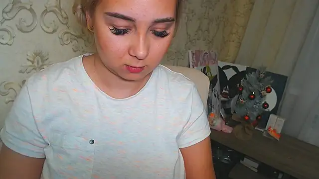 DolphinDreams online show from January 2026 01:39:01 PM