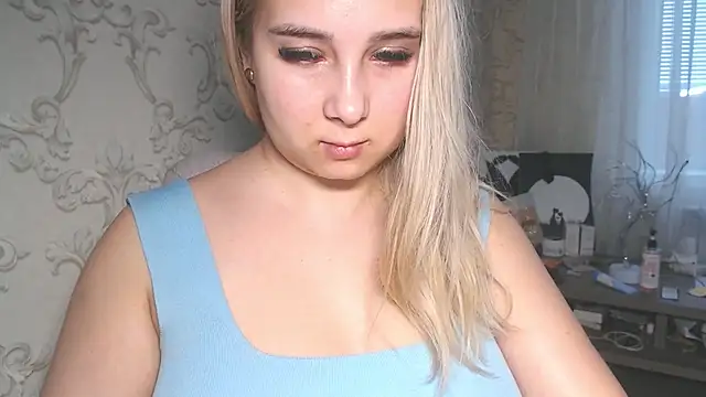 DolphinDreams online show from February 2026 11:10:02 AM