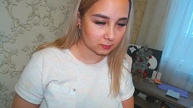 DolphinDreams online show from January 2026 10:44:01 AM