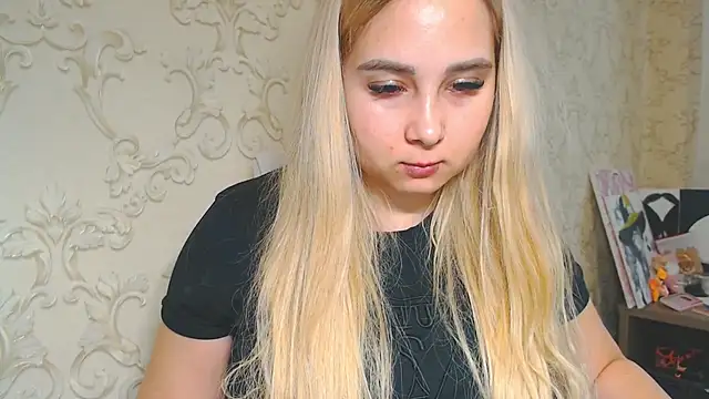 DolphinDreams online show from April 2026 02:29:02 PM
