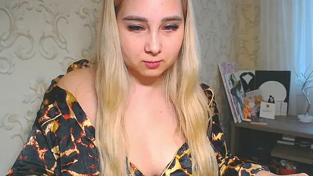 DolphinDreams online show from April 2026 12:07:02 PM