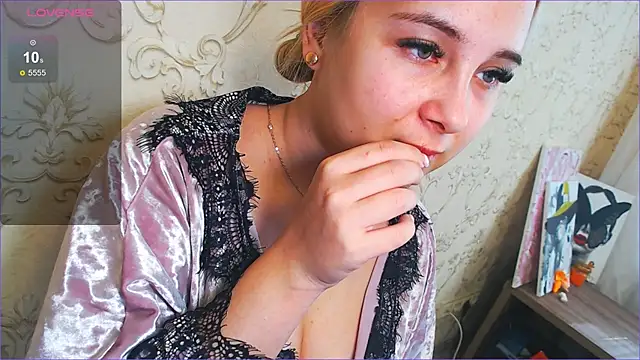 DolphinDreams online show from March 2025 10:07:02 AM
