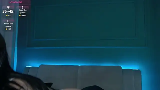 AllisonSky online show from April 2026 05:14:02 PM