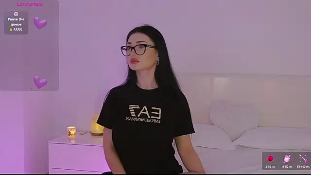 AllisonSky online show from October 2025 11:44:01 AM