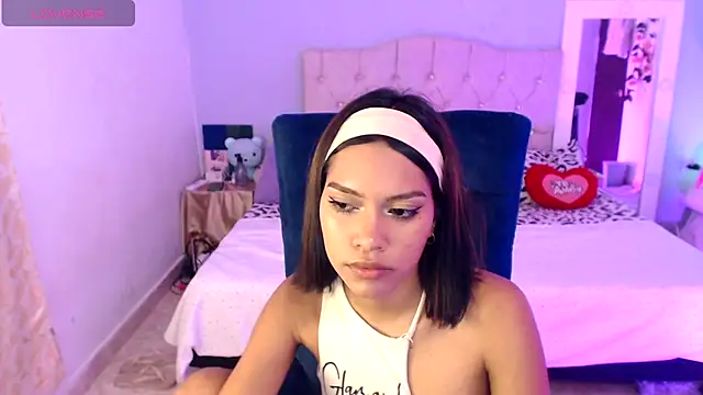 valeriah 7 online show from November 2025 06:56:02 PM