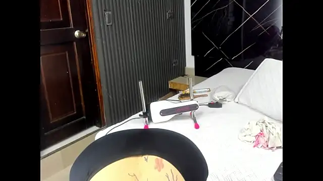 cloee-rabbyt online show from November 2025 11:14:01 AM