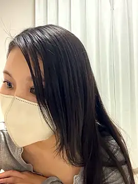 yuki room online show from December 2024 12:41:02 PM