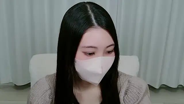 yuki room online show from October 2025 01:02:01 PM