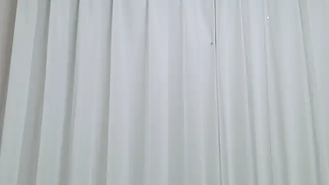 yuki room online show from November 2025 01:26:02 PM