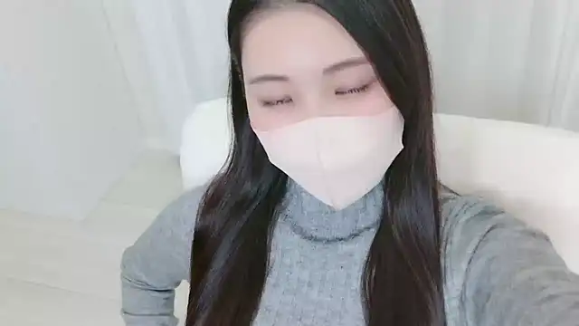 yuki room online show from October 2025 02:40:02 PM