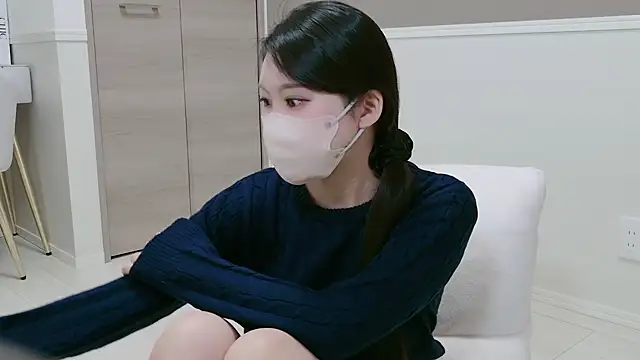 Snapshot of yuki_room chatting on April 2026 01:18:01 PM yuki room online show from April 2026 01:18:01 PM