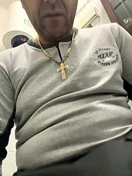 Lecatore80 online show from November 2025 07:14:02 PM