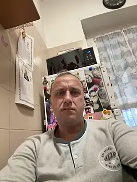 Snapshot of Lecatore80 chatting on March 2026 07:19:01 AM Lecatore80 online show from March 2026 07:19:01 AM