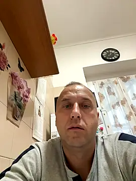 Lecatore80 online show from November 2025 07:02:01 AM