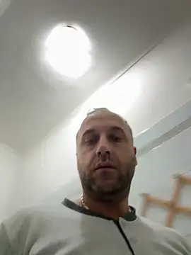 Lecatore80 online show from November 2025 06:34:02 AM