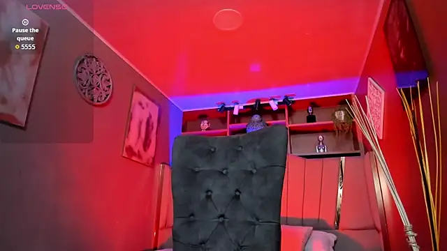 Lucy Williiams online show from November 2025 11:36:02 AM