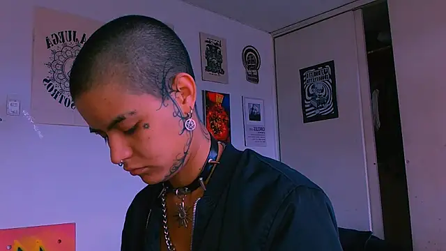 alex one888 online show from February 2026 06:07:01 PM