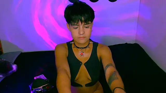 alex one888 online show from October 2025 12:09:02 AM