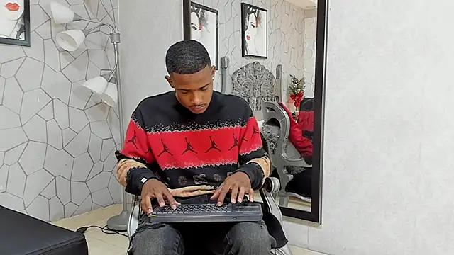 jackmacson online show from December 2024 11:56:01 AM