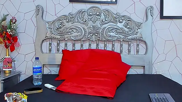 jackmacson online show from December 2024 10:28:02 PM