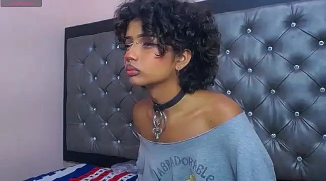 Snapshot of ToshiaKimich chatting on January 2025 12:51:02 AM ToshiaKimich online show from January 2025 12:51:02 AM