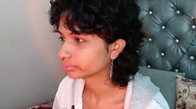 Snapshot of ToshiaKimich chatting on March 2025 12:32:02 PM ToshiaKimich online show from March 2025 12:32:02 PM