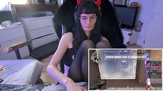 Snapshot of CeriseLapine chatting on October 2025 11:04:01 PM CeriseLapine online show from October 2025 11:04:01 PM