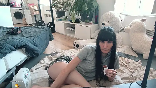 CeriseLapine online show from May 2026 11:21:02 AM
