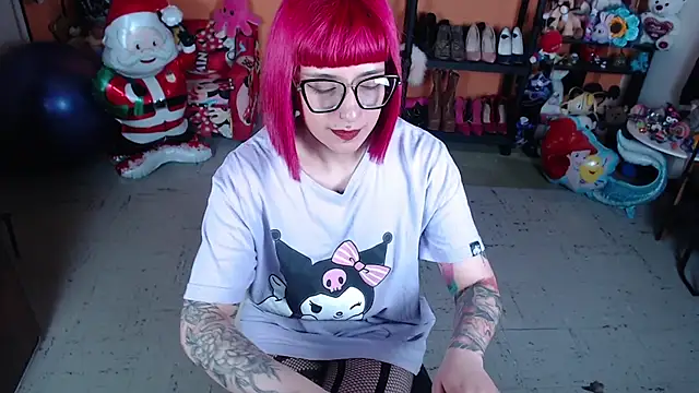 MissMiia2 online show from December 2025 07:02:02 PM