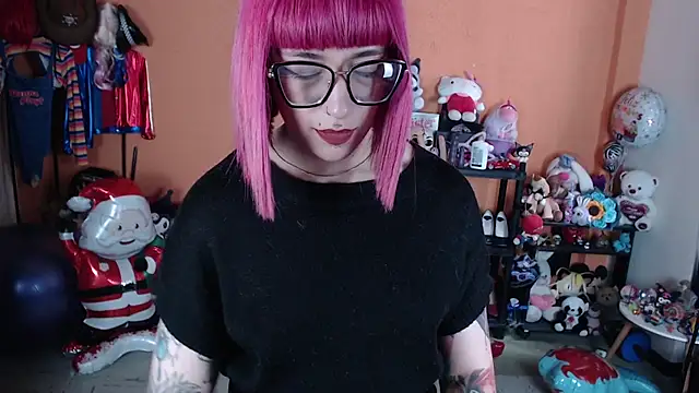 MissMiia2 online show from December 2025 04:21:02 PM