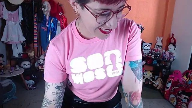 MissMiia2 online show from June 2026 07:46:01 PM