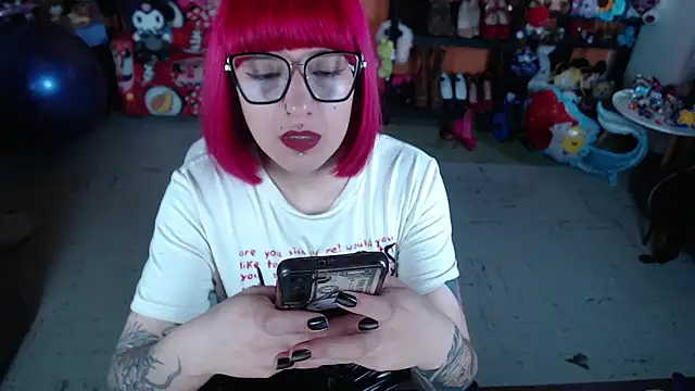 MissMiia2 online show from November 2025 09:15:01 PM