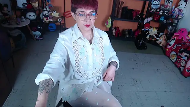 MissMiia2 online show from June 2026 10:20:02 AM