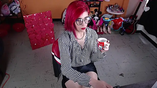 Snapshot of MissMiia2 chatting on March 2025 01:20:02 PM MissMiia2 online show from March 2025 01:20:02 PM