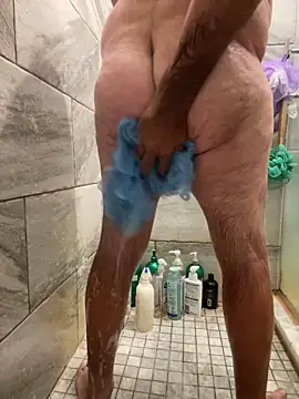 Snapshot of Looneytunes12345 chatting on September 2025 04:29:01 AM Looneytunes12345 online show from September 2025 04:29:01 AM