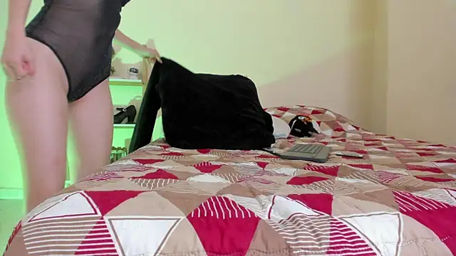 skinny and boyfriend online show from February 2025 07:07:02 AM