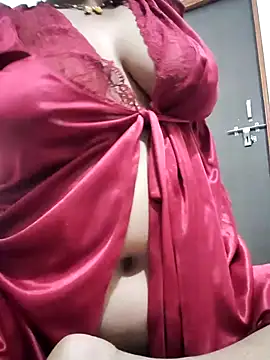 Snapshot of Ayesha300 chatting on September 2025 05:30:01 PM Ayesha300 online show from September 2025 05:30:01 PM