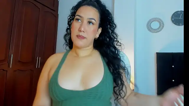 kathyajhonss online show from September 2025 10:53:01 PM