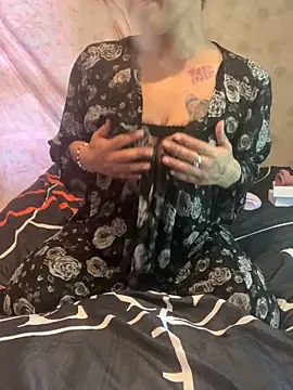 Princess Desirae online show from May 2026 04:16:01 PM