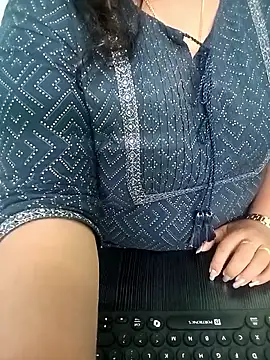 Snapshot of your-sameera chatting on January 2026 06:28:02 AM your-sameera online show from January 2026 06:28:02 AM