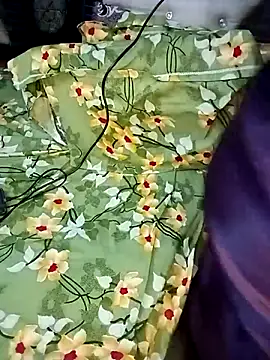 Snapshot of your-sameera chatting on June 2026 05:52:01 PM your-sameera online show from June 2026 05:52:01 PM