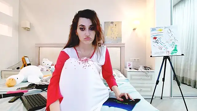 Snapshot of Iren chatting on November 2025 12:33:01 AM Iren online show from November 2025 12:33:01 AM