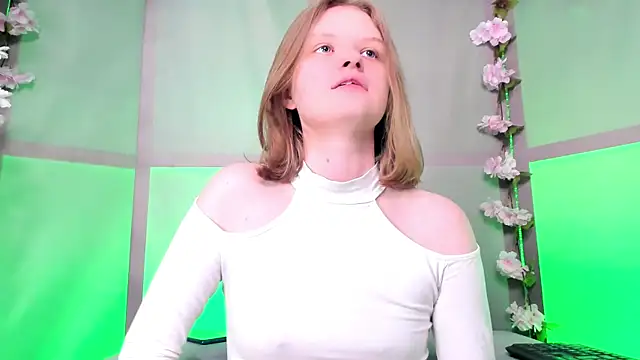 LilianSwall online show from January 2025 05:22:02 PM