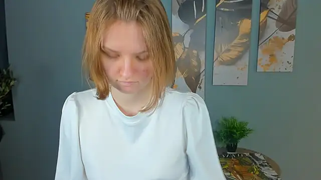 LilianSwall online show from January 2026 01:28:01 PM