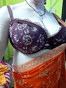 Snapshot of Raja_Ranii chatting on February 2026 06:13:01 AM Raja Ranii online show from February 2026 06:13:01 AM