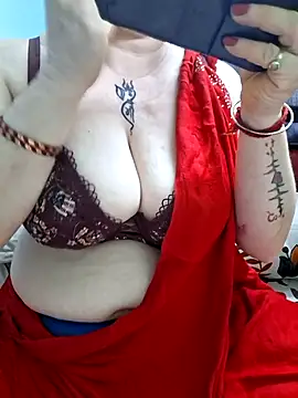 Snapshot of Raja_Ranii chatting on June 2026 12:27:01 AM Raja Ranii online show from June 2026 12:27:01 AM