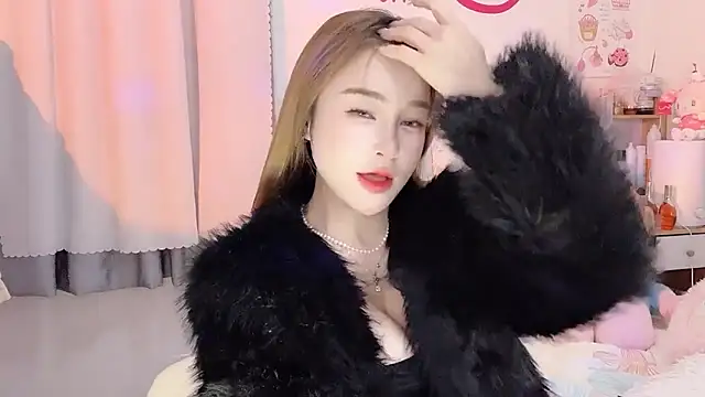 Carly 1 online show from January 2025 02:14:01 AM