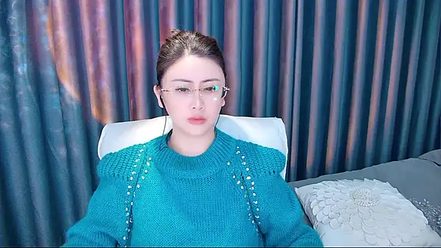 Daisy7 11 online show from November 2025 01:22:02 PM