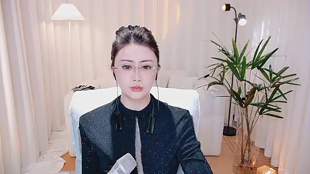 Snapshot of Daisy7_11 chatting on January 2026 01:16:02 PM Daisy7 11 online show from January 2026 01:16:02 PM